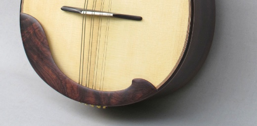 Mandola Detail